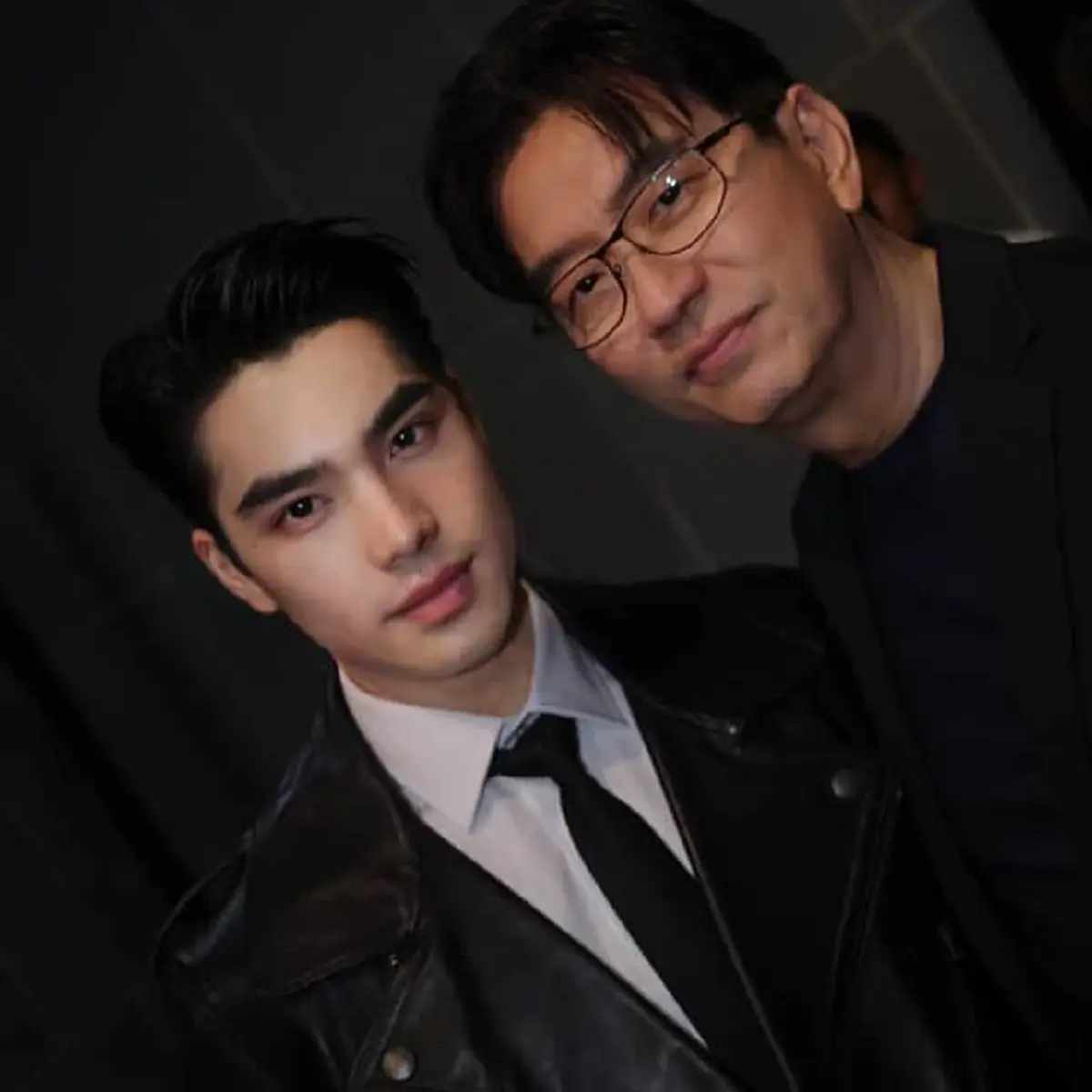 "นักร้องหนุ่ม" ป้อง "เอม สรรเพชญ์" ฟาดดราม่าเดือด พากย์ซูเปอร์แมน