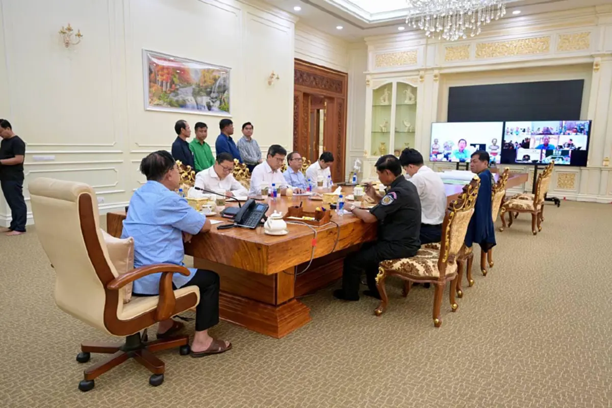 ไม่ได้หนีไปไหน "ฮุนเซน" โต้สื่อไทย นั่งบัญชาการรบเอง สู้ทหารไทย