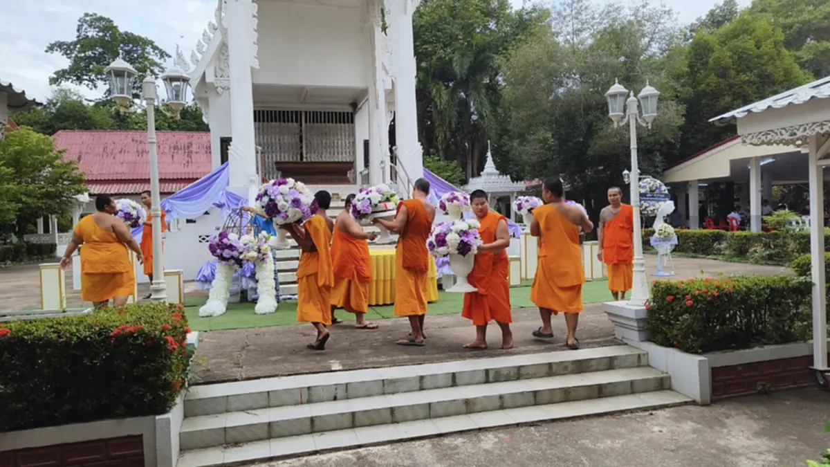 พระดียังมี! ที่พึ่งของผู้ทุกข์ยาก วัดสวรรคาราม จัดงานศพให้ผู้ยากไร้ฟรี