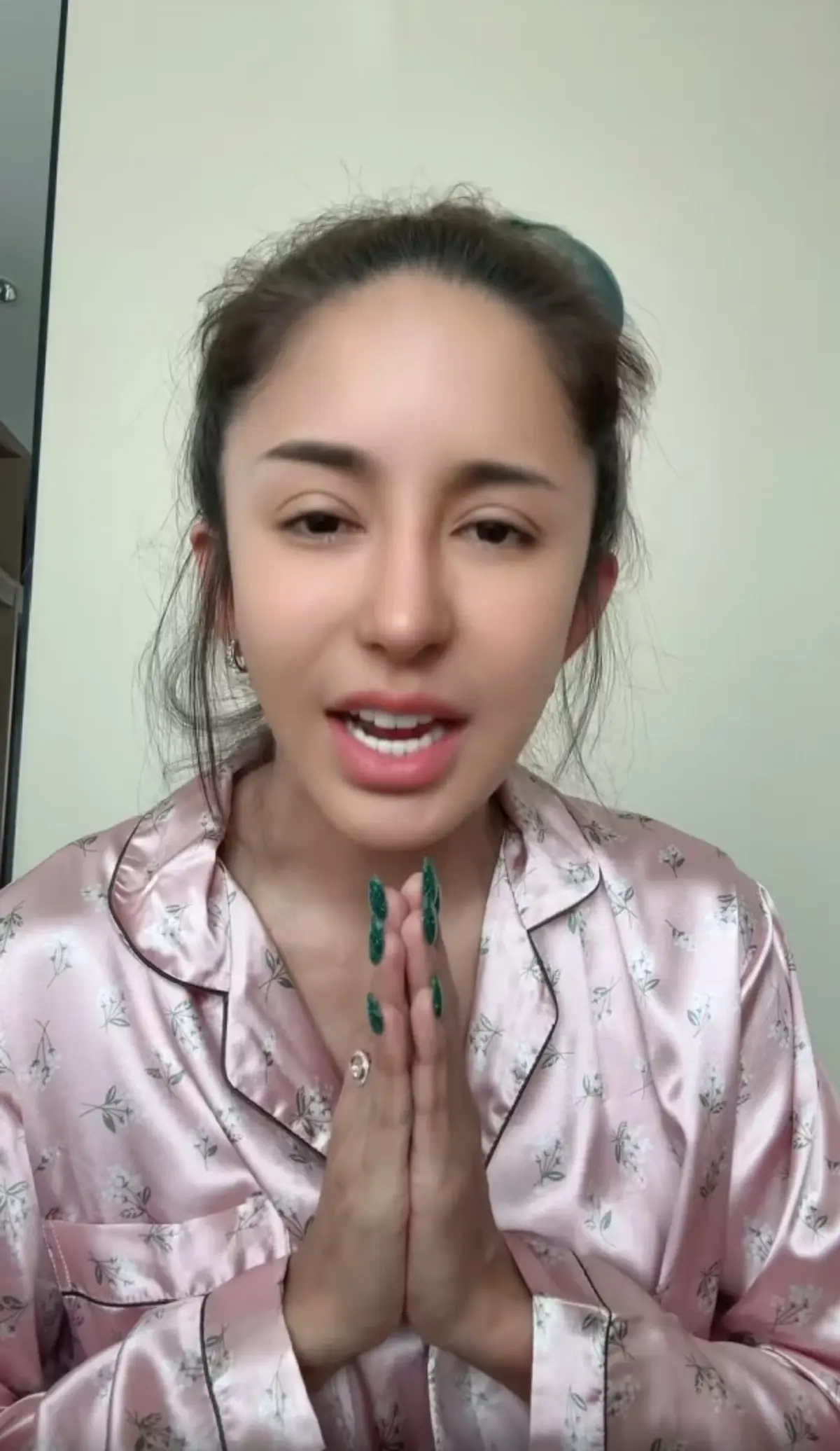 ทัวร์ลงยับ นัส ขอโทษ นิ้ง โศภิดา หลังแซะแรง เลือกช่วยผัวก่อนลูก