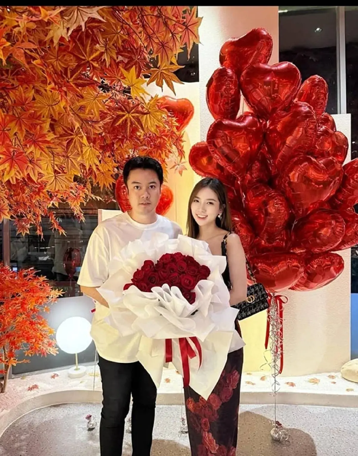 ภรรยาพระเอกดัง มีเรื่องกับสาวสอง ปะทะคารม - หลุดวลีเด็ดกลางคลิป