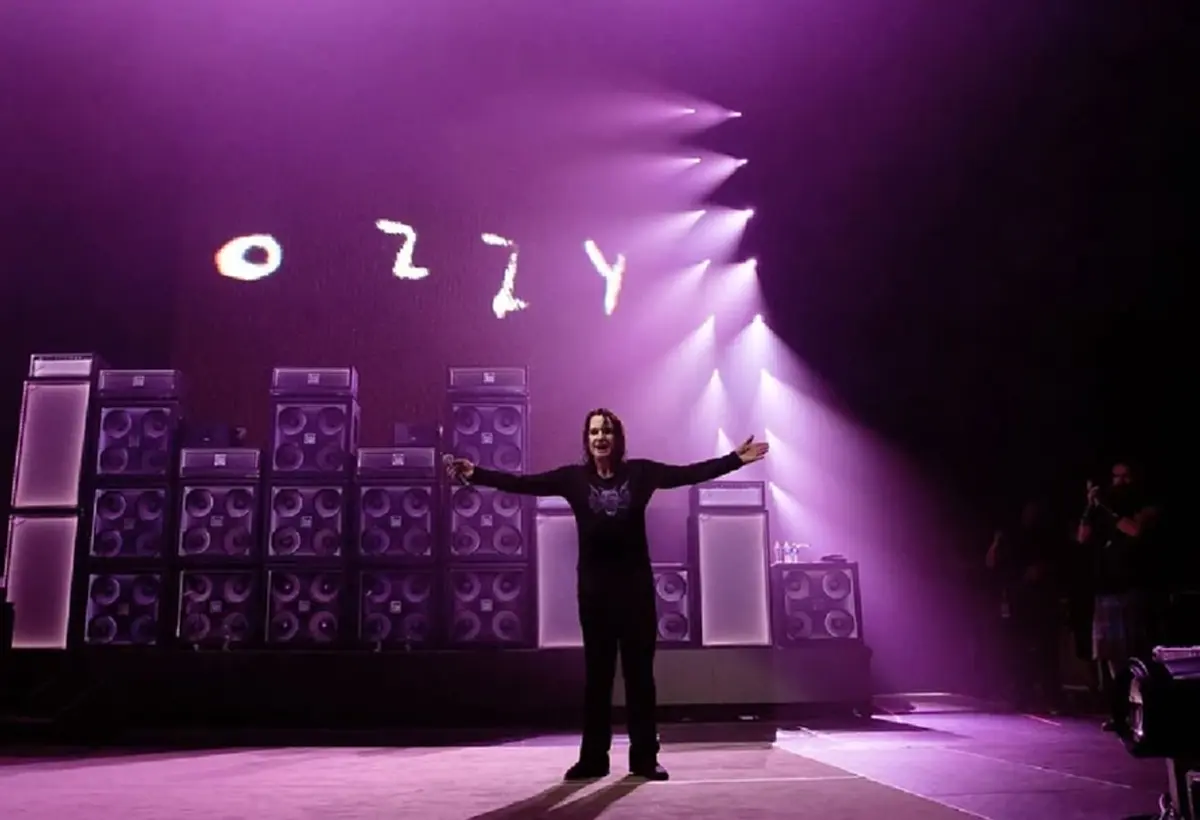 ออซซี่ ออสบอร์น ป่วยเป็นอะไรก่อนเสียชีวิตหลังจัดคอนเสิร์ตอำลา