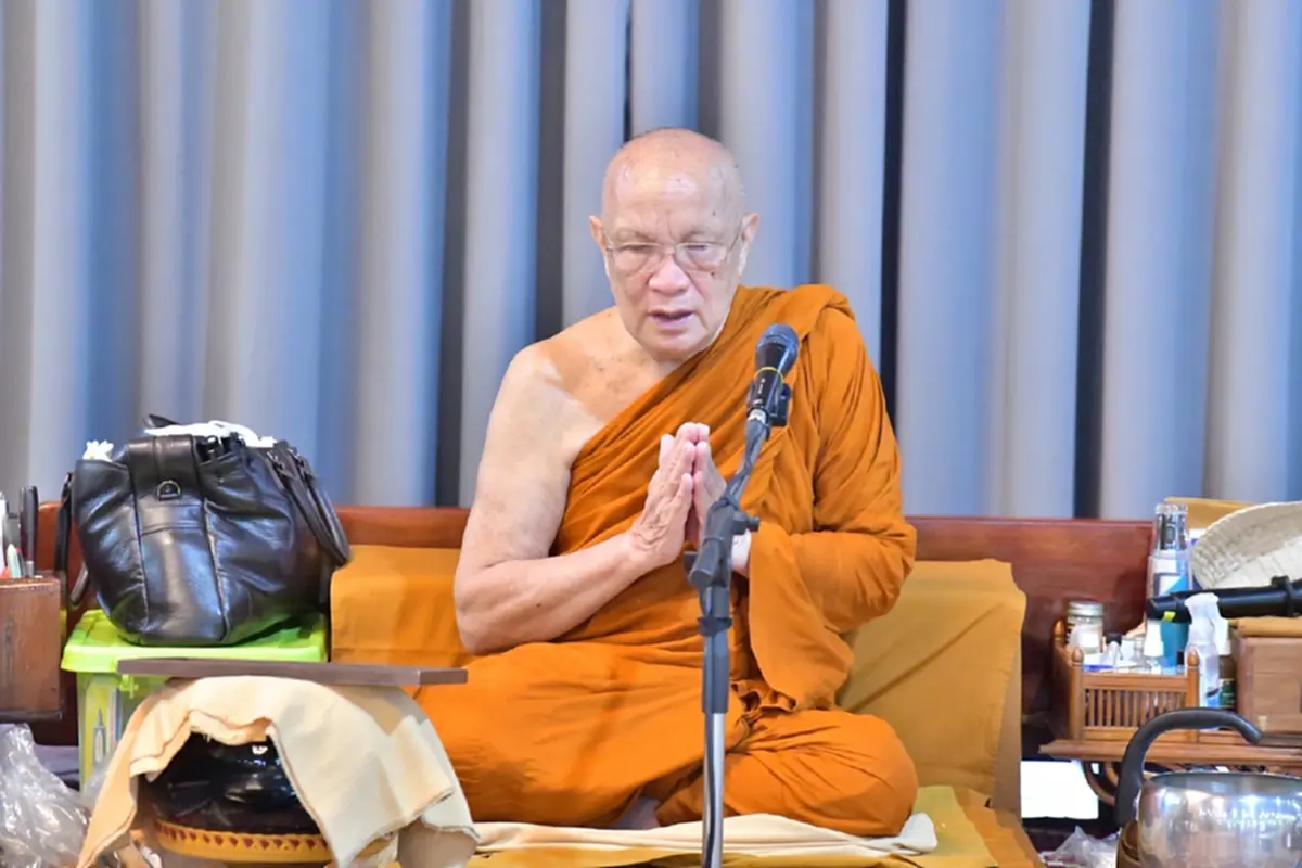 เจ้าอาวาส วัดป่านาคำน้อย สั่ง พระรูปไหนมีเงินในกุฏิ ไล่ออกในพรรษา