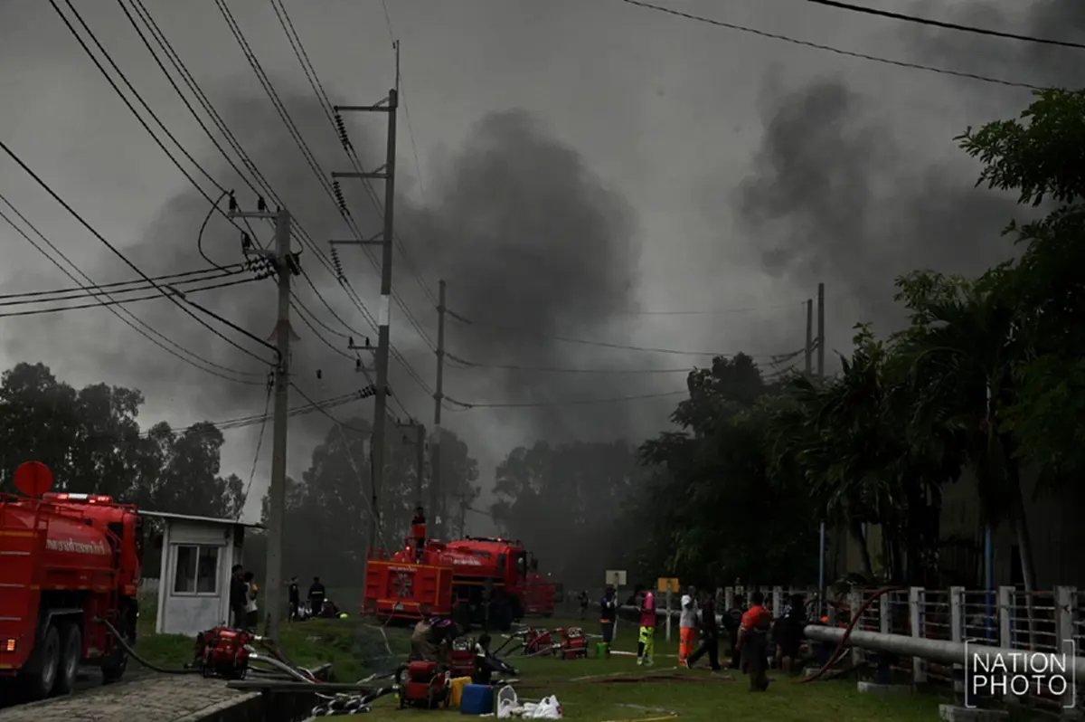 พบผู้สูญหายอีก เหตุไฟไหม้โรงงาน สรุปผู้เสียชีวิต - สูญหายล่าสุด