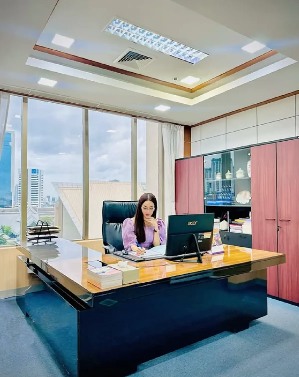 "อ๋อม สกาวใจ" โชว์ภาพห้องทำงาน ก่อนลุยงานที่ปรึกษา รมว.วัฒนธรรม