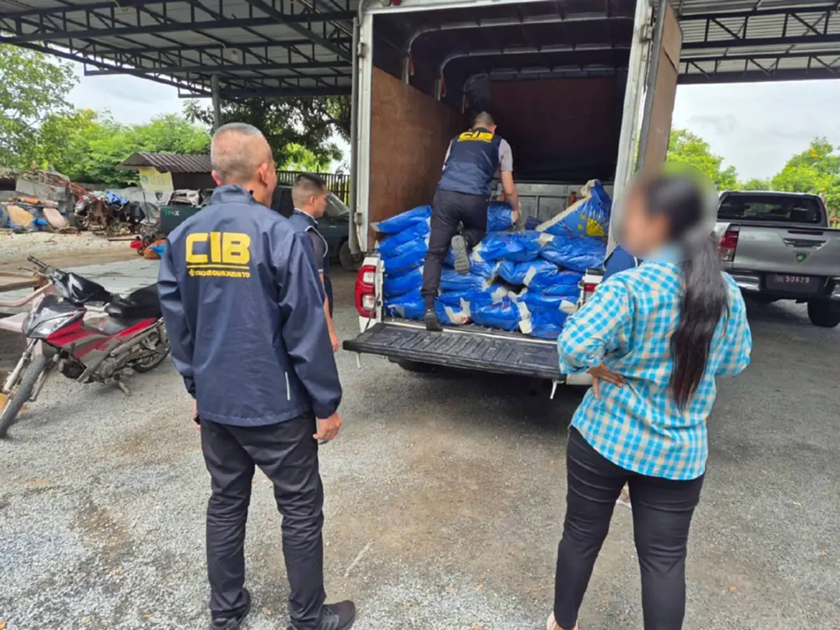 ล่อซื้อก่อนบุกจับปุ๋ยเคมีเถื่อน ของกลาง 2 ตัน เจ้าของสารภาพสิ้น