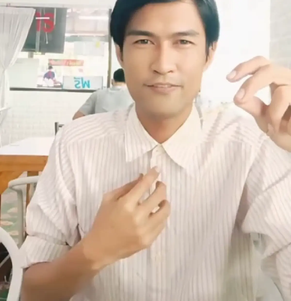 โดนจนได้ "ป๊อบ สยาม" คนดังโซเชียล ถูกเปิดกลางไลฟ์ หลังไปง้อสาว