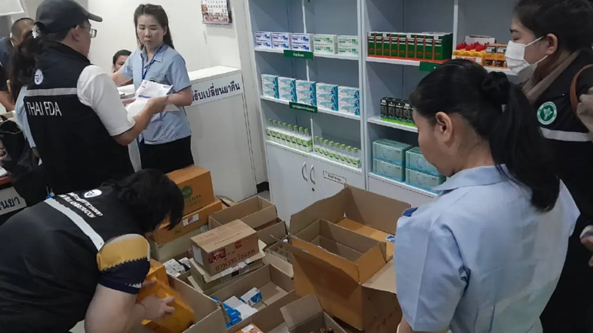 บุกจับ 6 เภสัชเก๊ จบมัธยม กระจายยาแก้ไอให้วัยรุ่นสาย 4x100