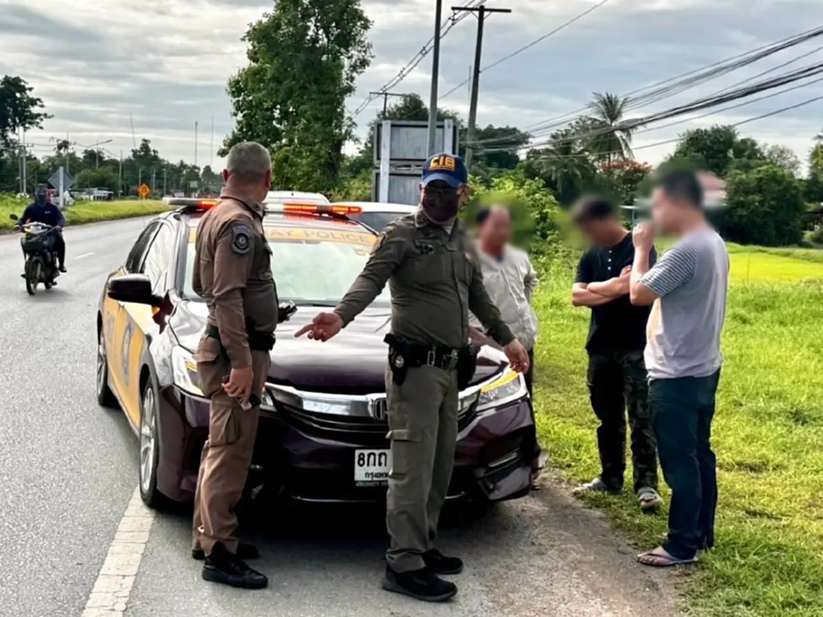 จับคาถนน  2 หนุ่มใหญ่ขนแรงงานจีนเถื่อน สารภาพสิ้นเงินค่าจ้าง