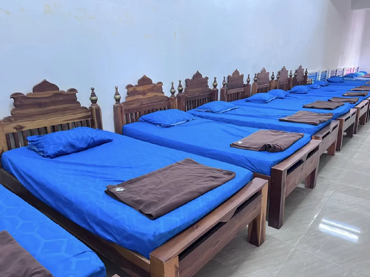 วัดศรีมงคล ไม่ทิ้งญาติโยม เปิดที่พักช่วยผู้ประสบภัยน้ำท่วม