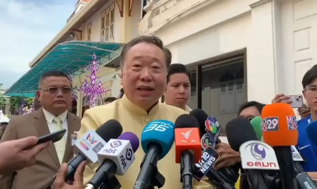 สุชาติ เข้านมัสการสมเด็จพระพุฒาจารย์ รับแนวทางสังคายนาวงการสงฆ์