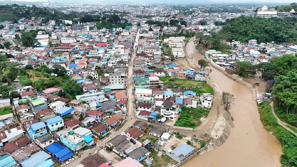 ด่วน เชียงรายแจ้งเตือนยกของขึ้นที่สูง แม่น้ำสายล้นตลิ่ง 4 ชุมชน