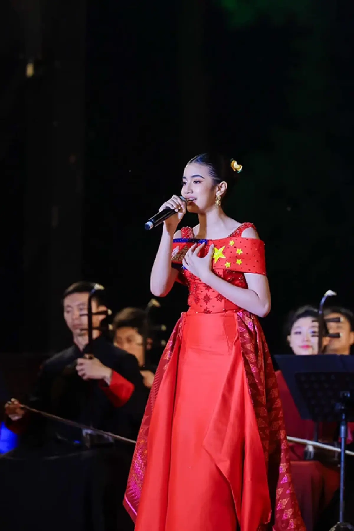 รู้จัก \"นโรดม เจนณา\" เจ้าหญิงน้อยกัมพูชา เป็นพระธิดาของใคร?