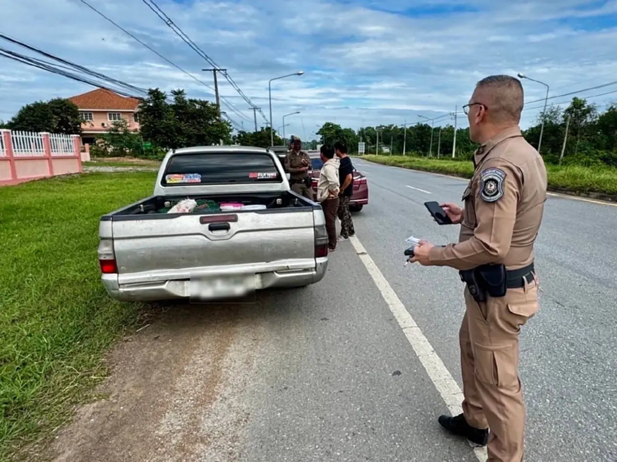 จับคาถนน  2 หนุ่มใหญ่ขนแรงงานจีนเถื่อน สารภาพสิ้นเงินค่าจ้าง