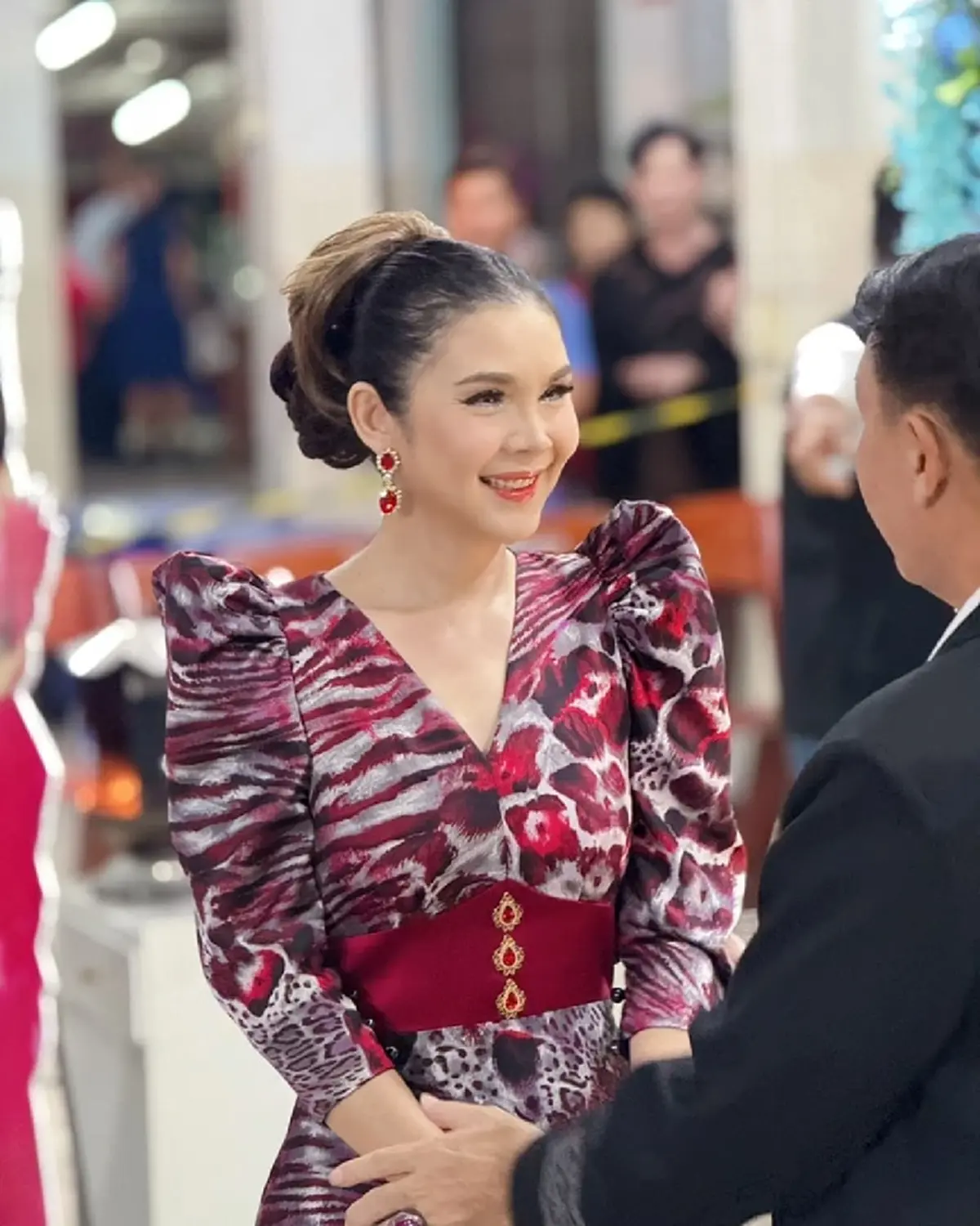 เปิดอาการล่าสุด "ฝน ธนสุนทร" หลังลื่นล้มหน้าบ้าน เจ็บหนัก