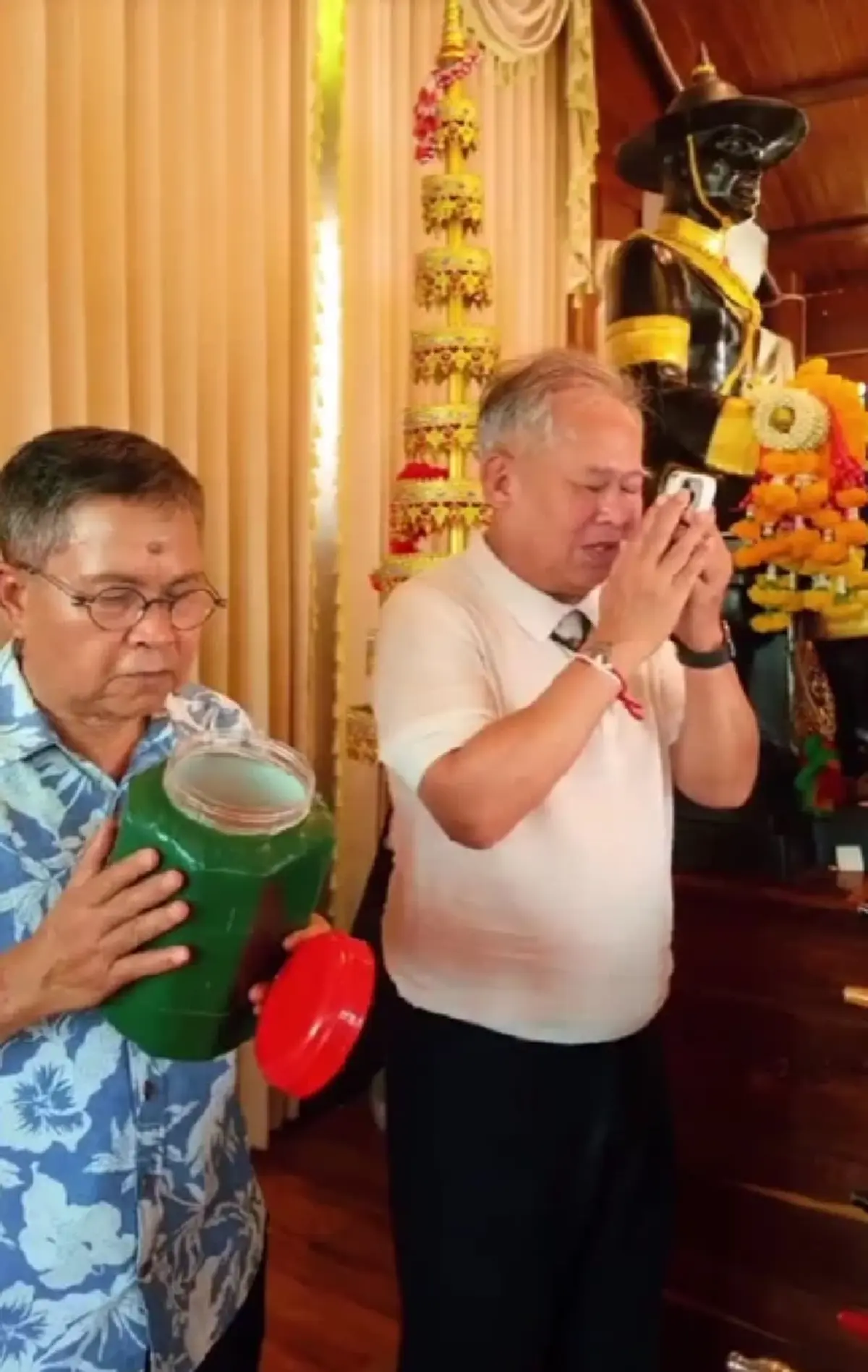 "ถั่วแระ" เผยนาทีเยี่ยม "เด๋อ ดอกสะเดา" พูดยังไม่ได้ แต่ชูนิ้วสู้