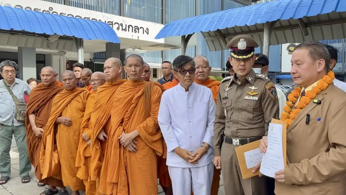 กลุ่มพลังชาวพุทธ บุก บช.ก. จี้หยุดใช้กฎหมายบั่นทอนศาสนา