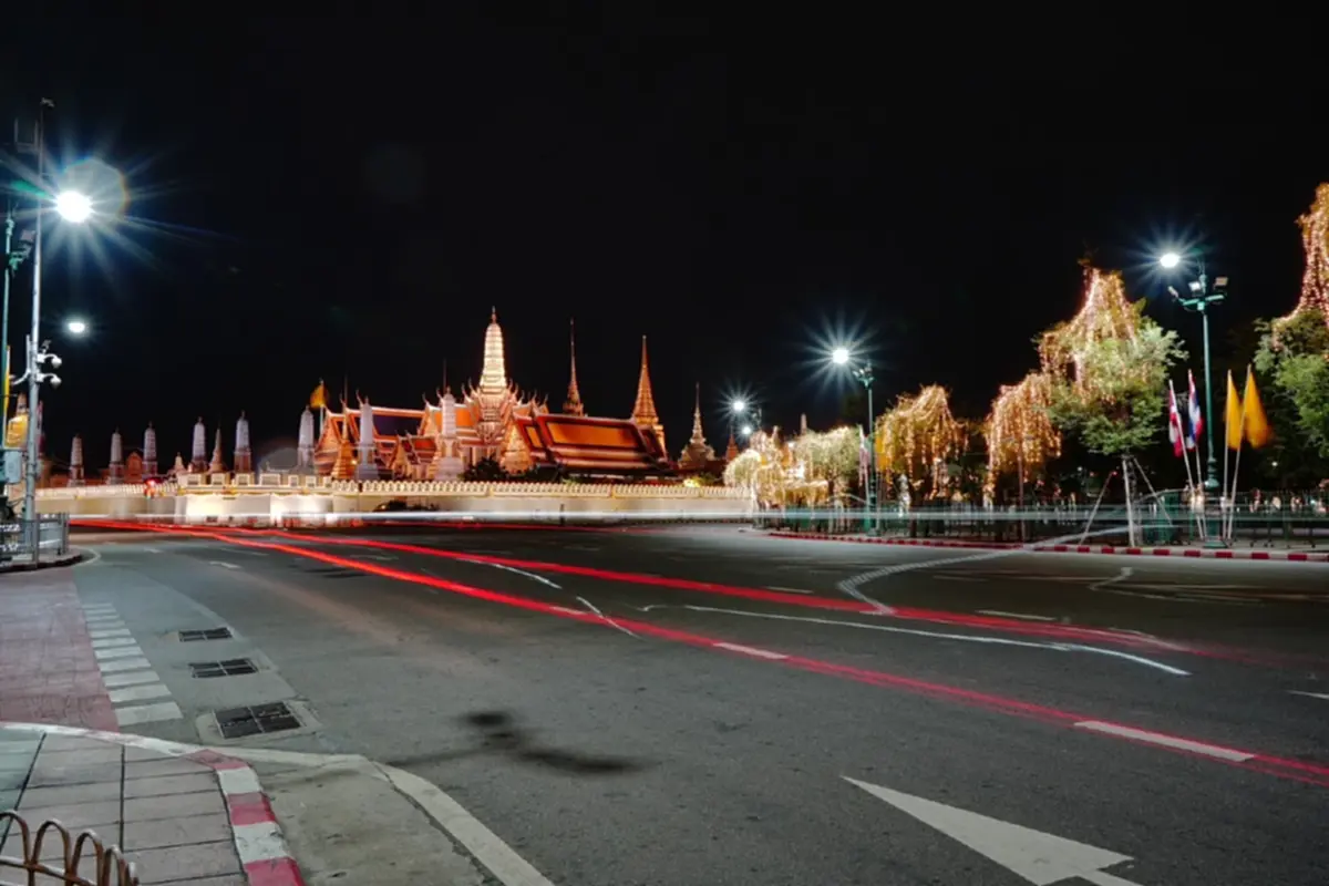 MEA เชิญชวนชมไฟประดับ เนื่องในโอกาสวันเฉลิมพระชนมพรรษา พระบรมราชชนนีพันปีหลวง