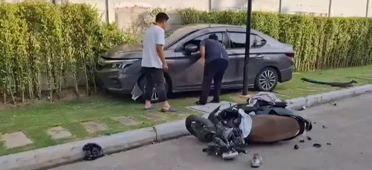 เปิดกล้องหน้ารถ หนุ่มก้มเก็บของ เสียหลักพุ่งชน ว่าที่เจ้าสาวดับ