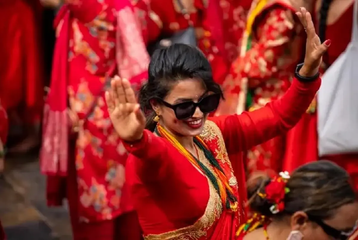 ความงดงามของเทศกาลตีจ ที่เปี่ยมไปด้วยศรัทธาของผู้หญิงชาวเนปาล