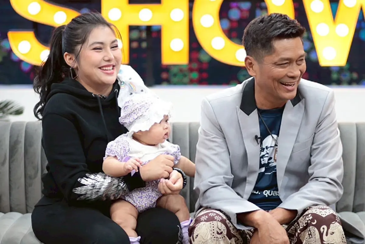 ชูษี เชิญยิ้ม ควงลูกสาว เผยความในใจหลังคืนดี ไม่คุยกันนาน 6 ปี