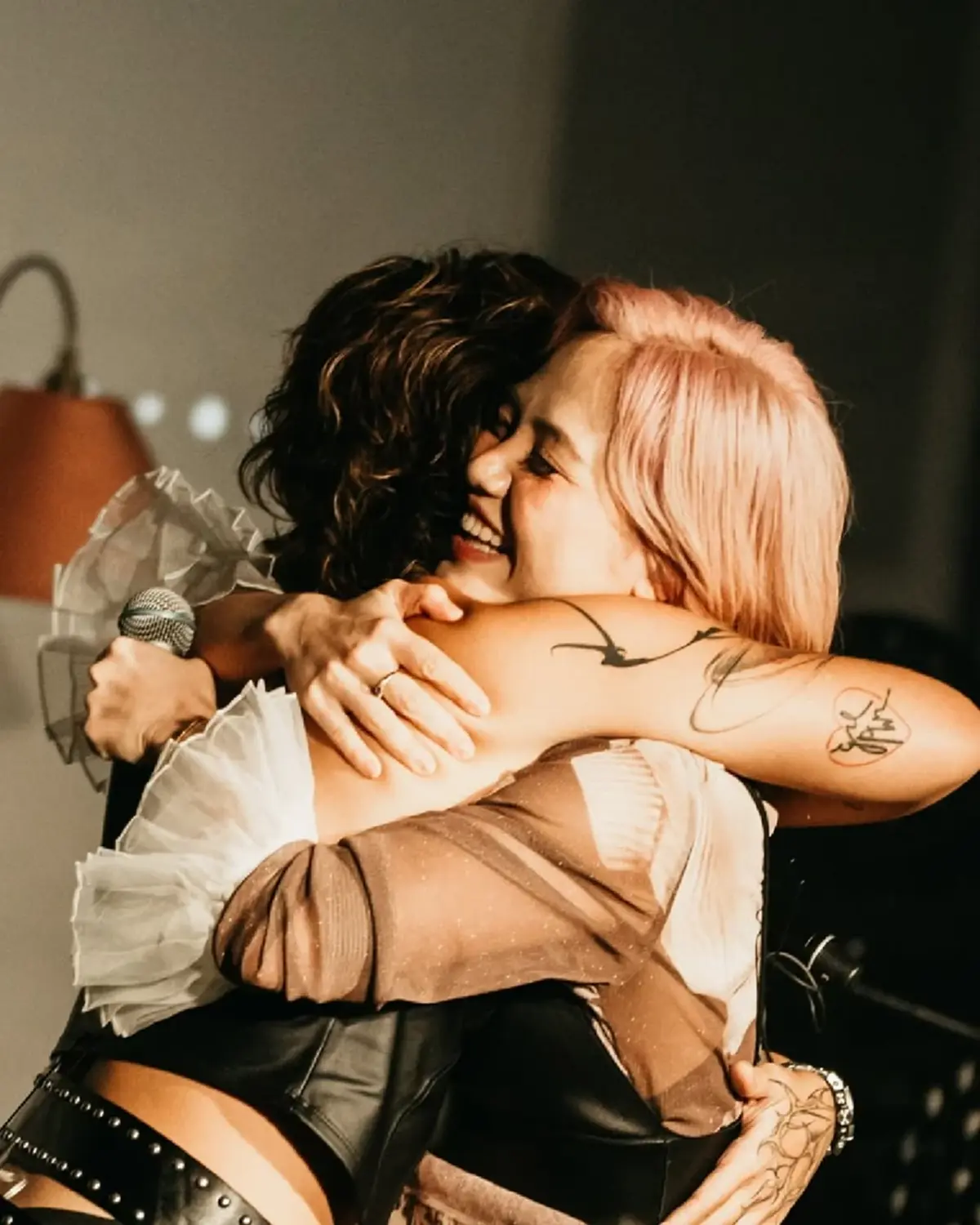 เลิกอีกคู่ "มิ้น-ซิลวี่" ประกาศเลิกฟ้าผ่า ปิดฉากรัก 5 ปี