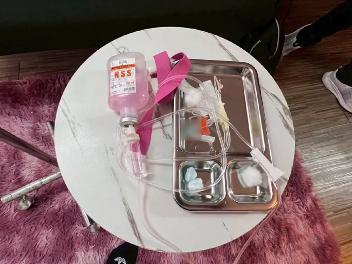 เปิดสภาพ 2 คลินิกดัง โดนบุกจับ ฉีดเพิ่มขนาด-ขลิบเจ้าโลก สุดสกปรก