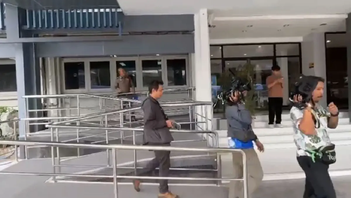 "หมอบี"ปรากฏตัวแล้ว โร่พบตำรวจกองปราบฯ แจงปมร้อนเงินบริจาค