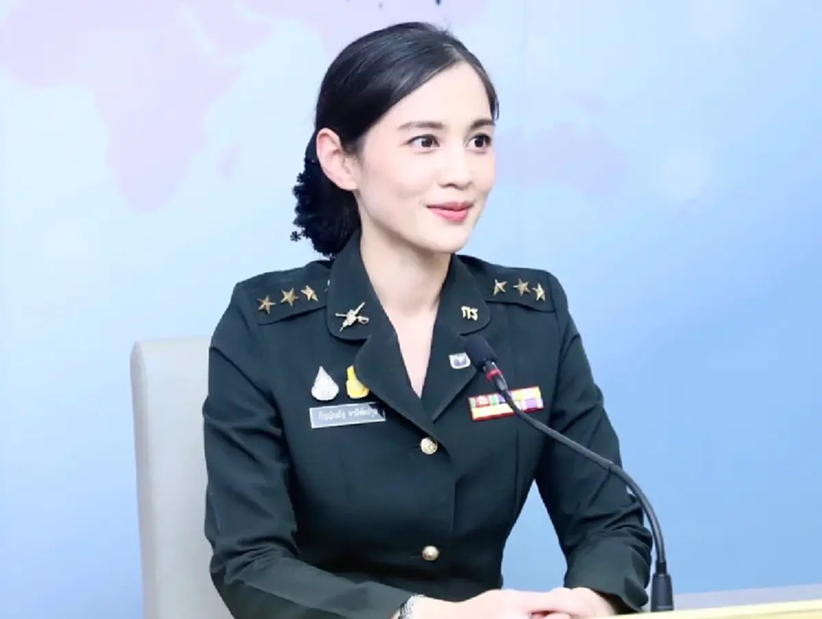 เปิดวาร์ป "ผู้พันแป้ง" ทหารหญิงลงพื้นที่ชายแดน ไม่หวั่นอันตราย