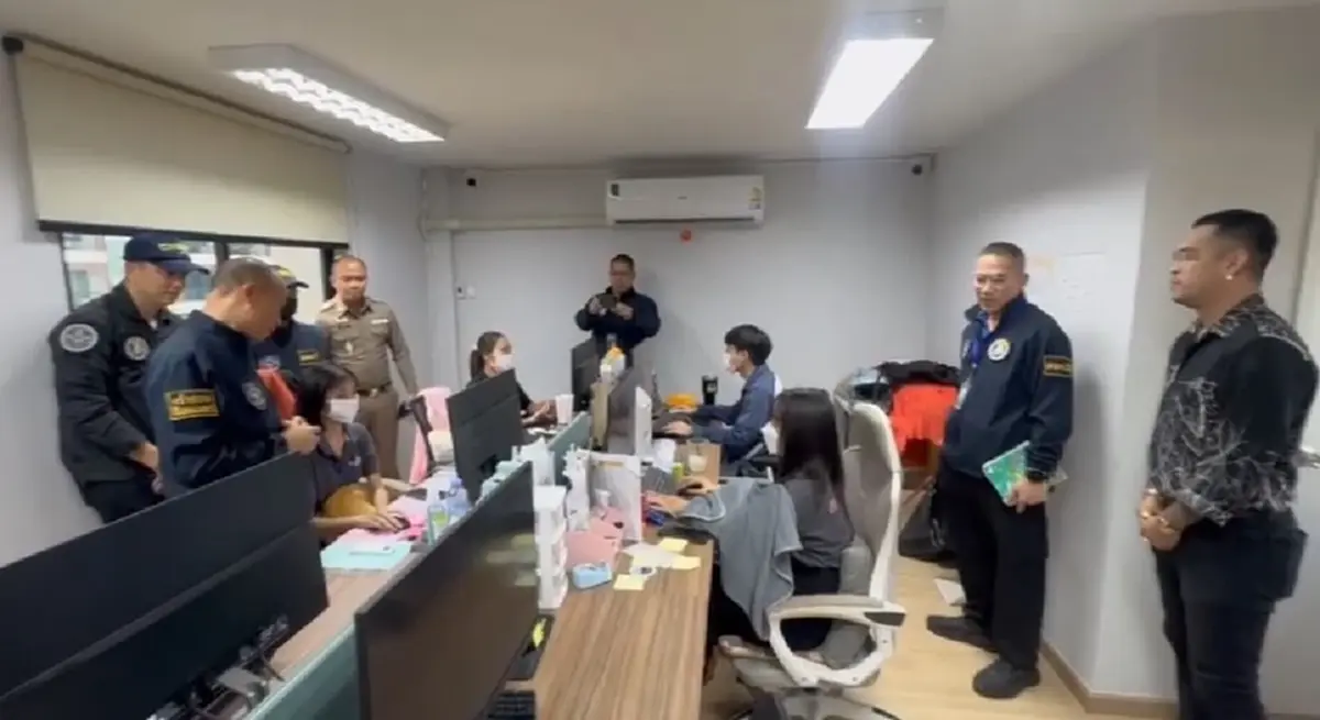 บุก 3 จุดร้านมือถือแฝงปล่อยกู้ดอกโหด ติดแอปฯควบคุม เหยื่อ 5 พันราย