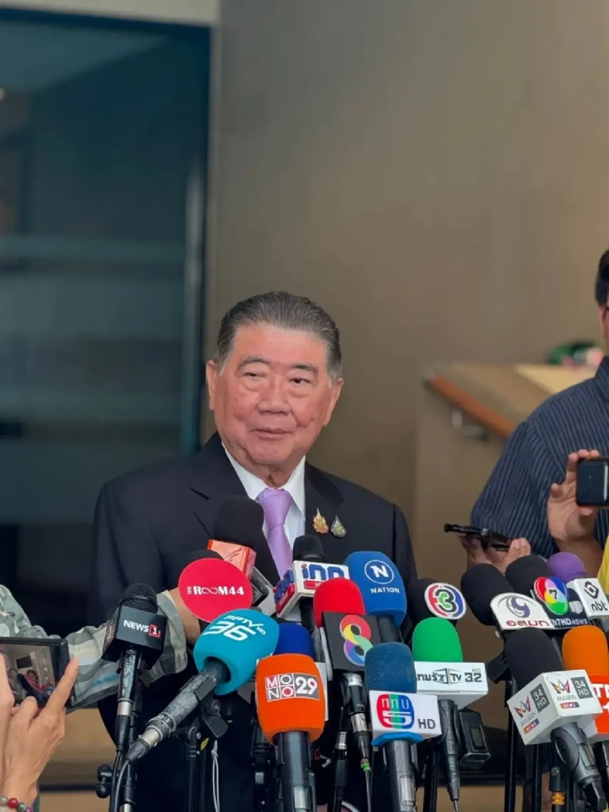 “ภูมิธรรม” สั่งปลัดมหาดไทยสอบปมหนังสือเวียนสั่ง นอภ. รับ “เดชอิศม์”