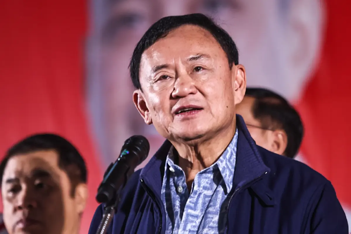 "ธนาธร"พูดแล้ว คุย"ทักษิณ"จริง ขอเสียงโหวต"ชัยเกษม"เป็นนายกฯ