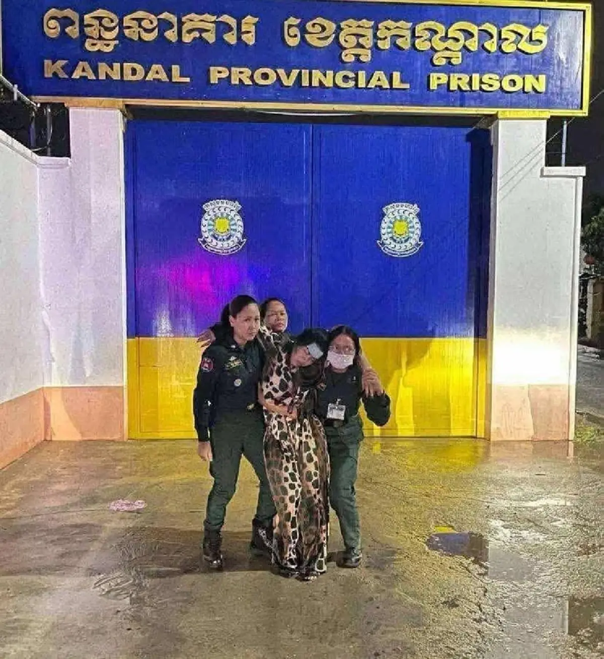 เปิดสภาพล่าสุด วัน มรณา ถูกหามออกจากเรือนจำ ส่งโรงพยาบาล