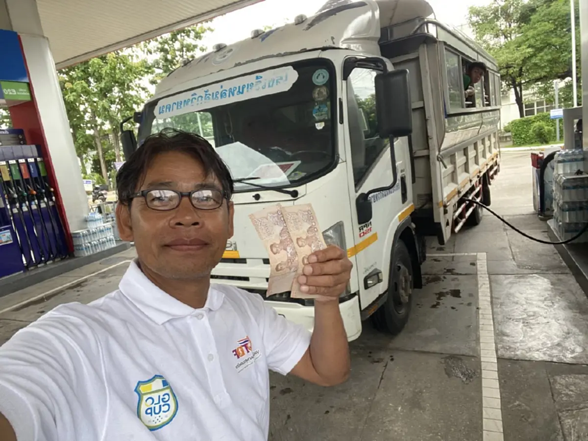 สลดหนัก โพสต์สุดท้ายครูคะนอง ก่อนรถชนดับขณะช่วย นร. กลับบ้าน