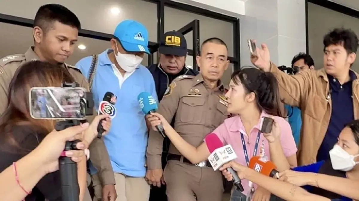 เปิดภาพ ทิดสฤษฏิ์ และ สีกาคนสนิท ถูกคุมตัวฝากขังคดีเงินทอนวัด 4.1 ล้าน