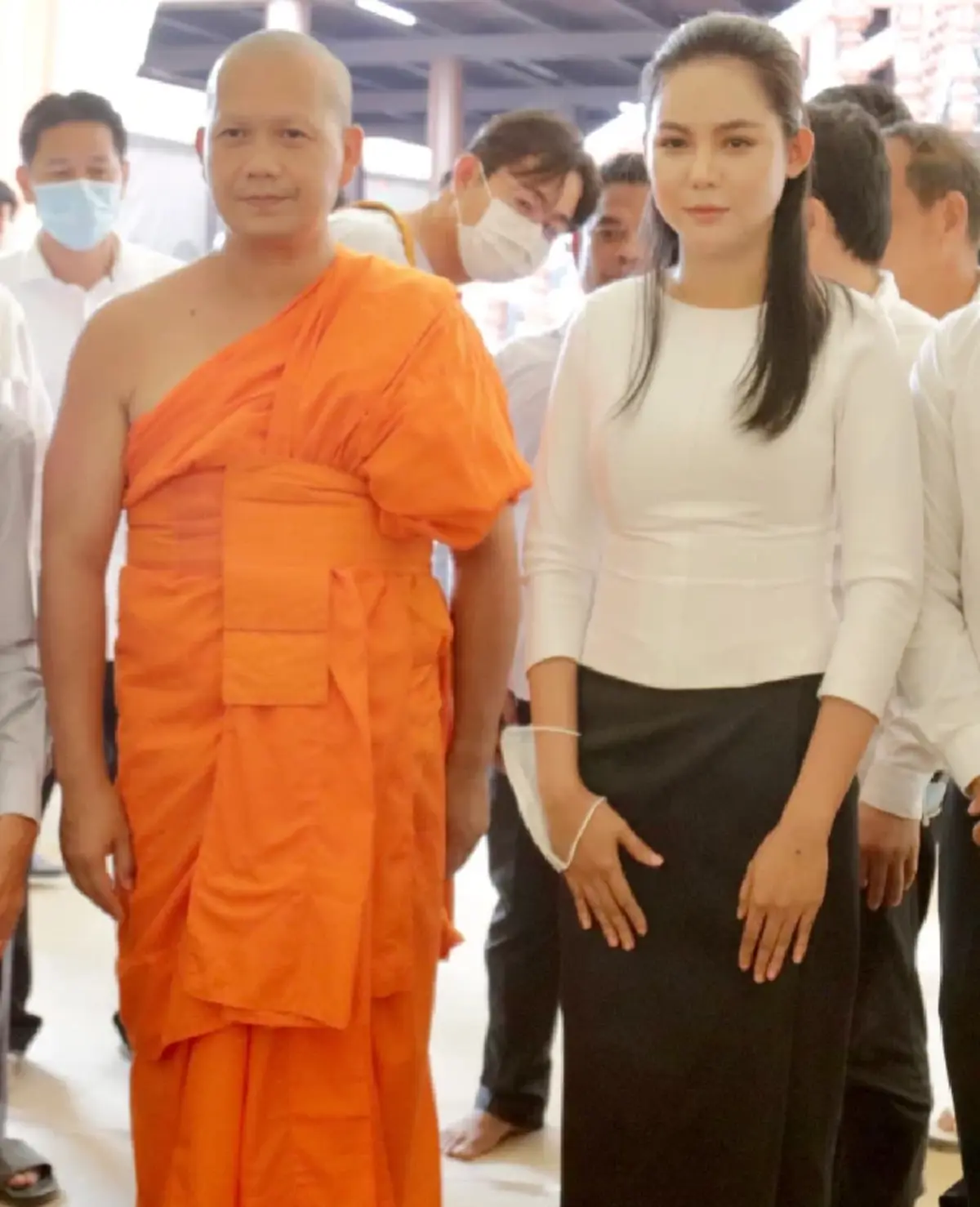 เปิดโพสต์ "ธี โสวันทา" รัวสเตตัสยับ หลังถูก "ฮุน เซน" ปลดฟ้าผ่า