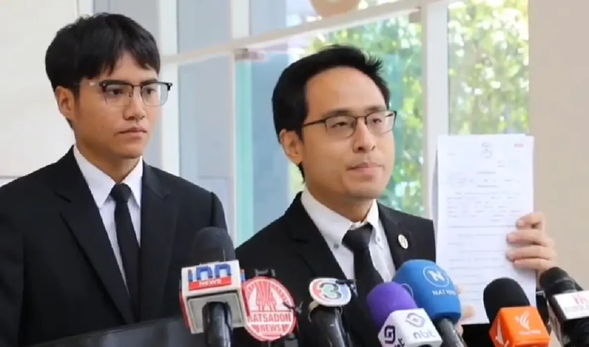 "ภูมิธรรม"ส่งทนายร้องเอาผิดมรรยาท "ทนายทิวา"ปมที่ดินเขากระโดง