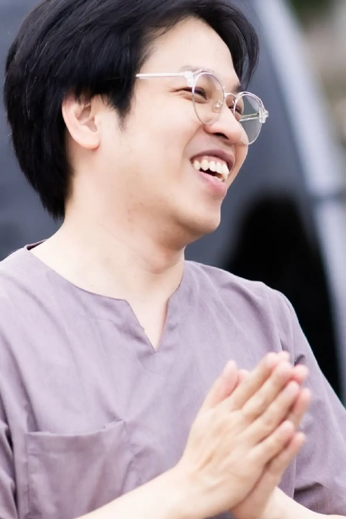 เปิดรายได้ธุรกิจ หมอบี ทูตสื่อวิญญาณ ควบตำแหน่งใหญ่ 2 บริษัท 