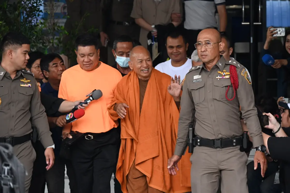 ถึงว่า \"ทิดอลงกต\" ต้องนั่งรถเข็นตลอดเวลา แต่โดนจับเดินปร๋อ