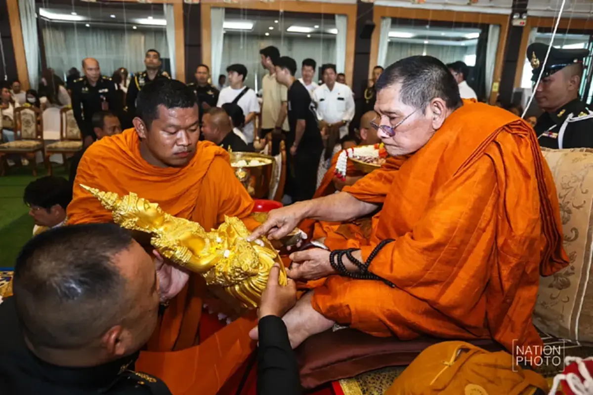 "หลวงปู่ศิลา" เล่านิทานความเหมือนกันของ "ฮุน เซน" - "พระยาละแวก"