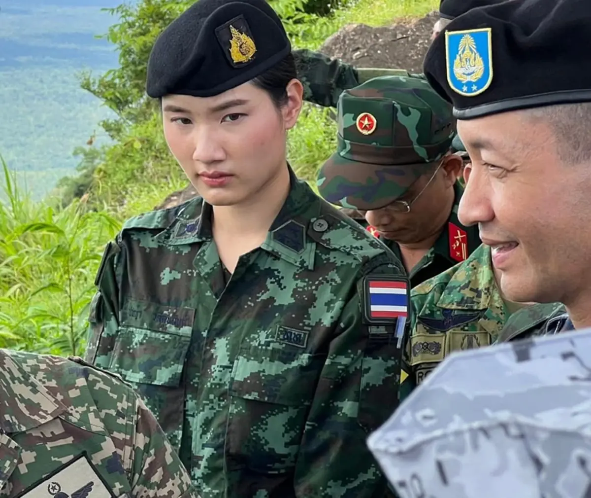 เปิดวาร์ป ผู้หมวดอะตอม ทหารหญิงไทยสุดแกร่ง ชี้นิ้วสั่งทหารเขมร