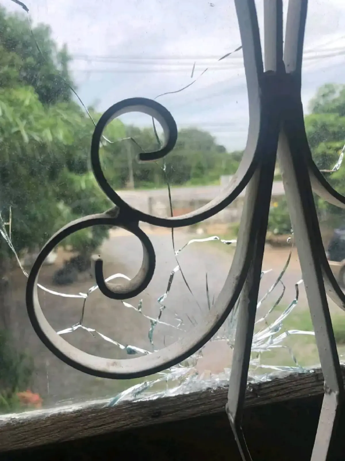 เพจดังขุดข่าว 4ปีก่อน นักข่าวโดนยิงถล่มบ้าน หลัง ตรวจสอบวัดดัง 