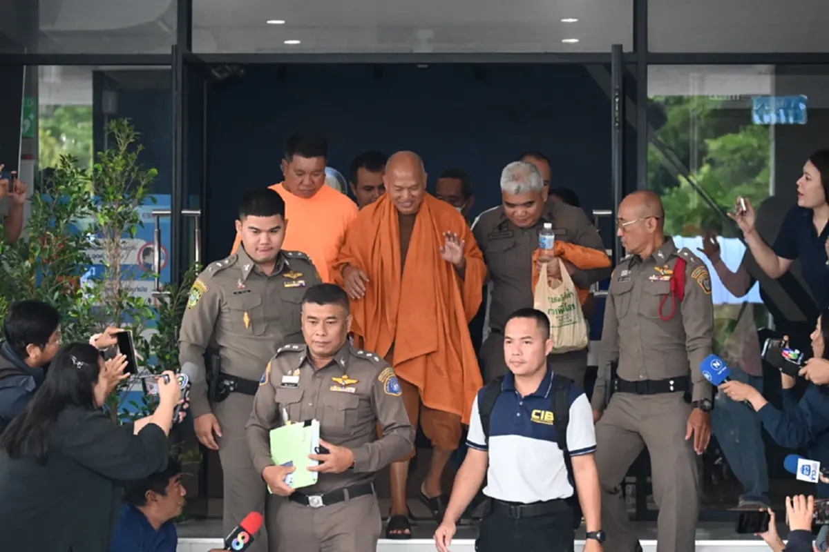ถึงว่า \"ทิดอลงกต\" ต้องนั่งรถเข็นตลอดเวลา แต่โดนจับเดินปร๋อ