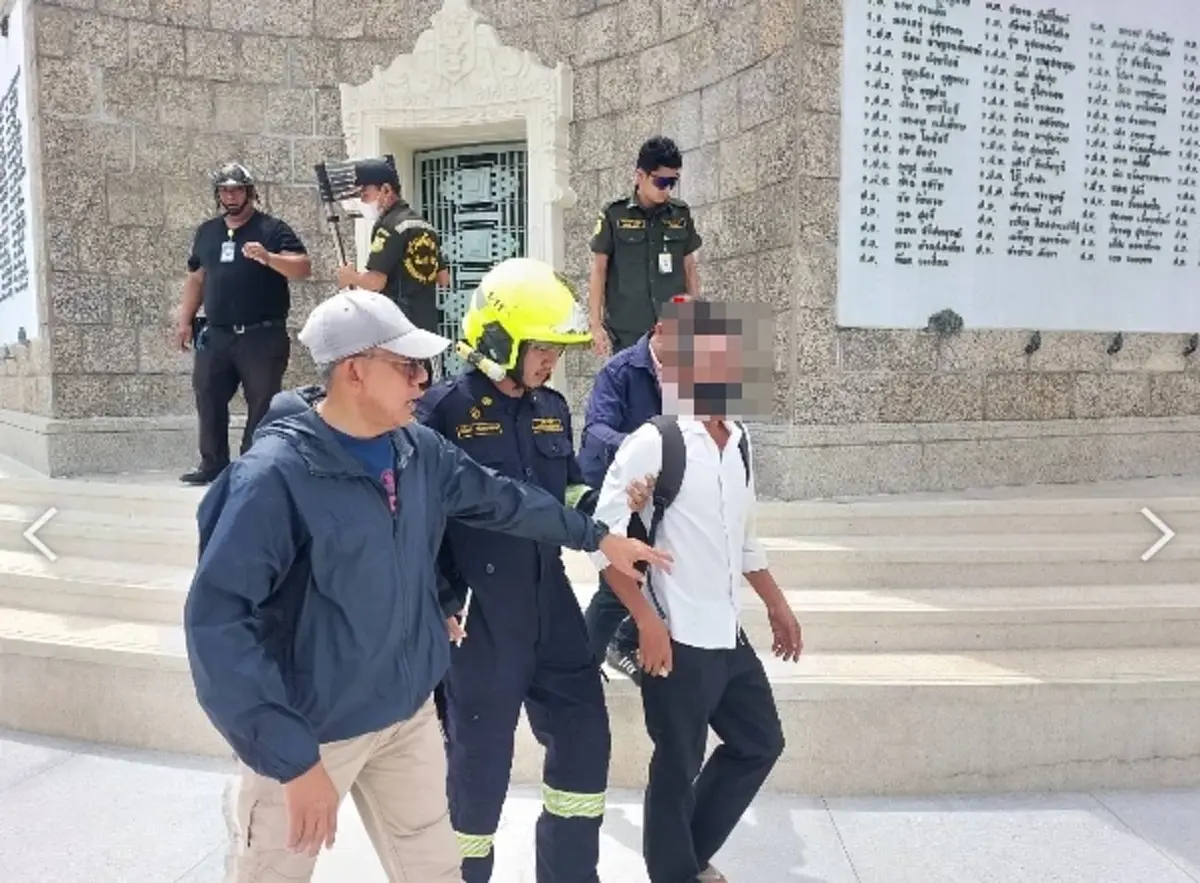 หนุ่มใหญ่อ้างถูกฝังไมโครชิพ ปีนอนุสาวรีย์ชัยฯ เรียกร้องเอาผิดผู้ดำเนินการ