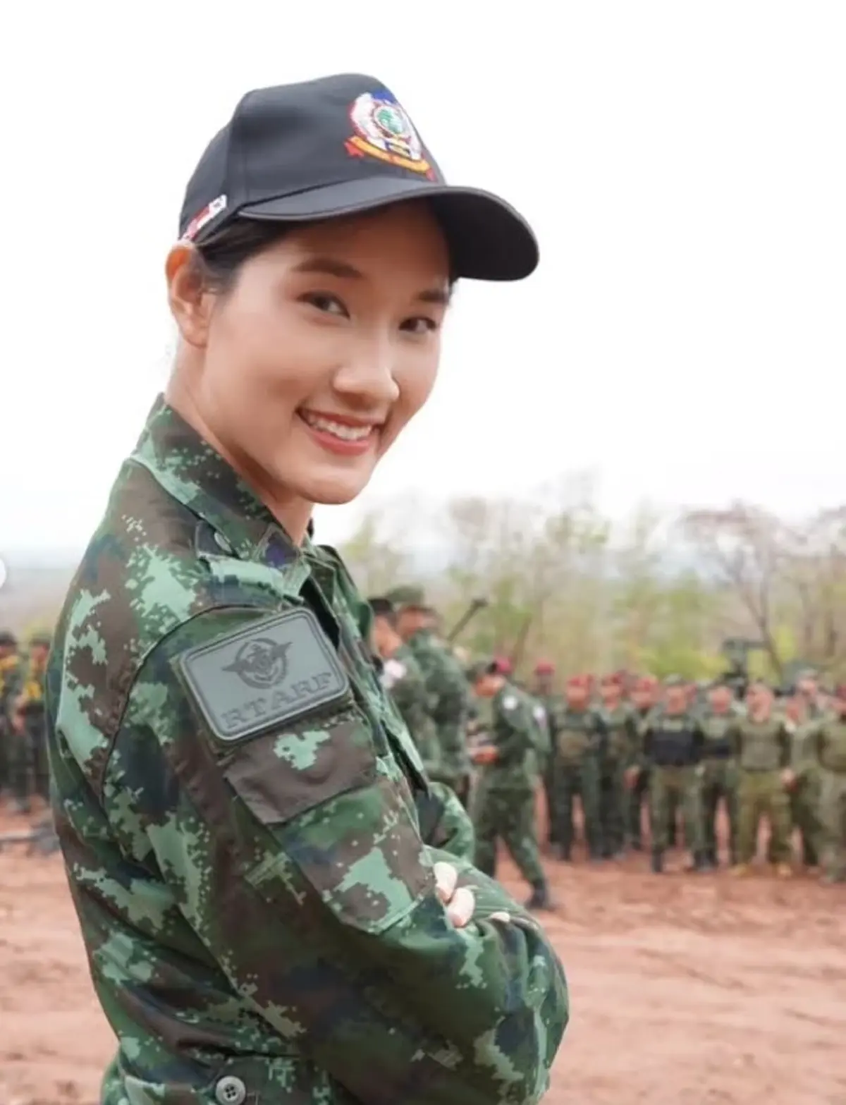 ผู้กองอะตอม ขอแจงตรง ๆ ปม ภาพชุดว่ายน้ำ ชุดวาบหวิว ในโลกออนไลน์