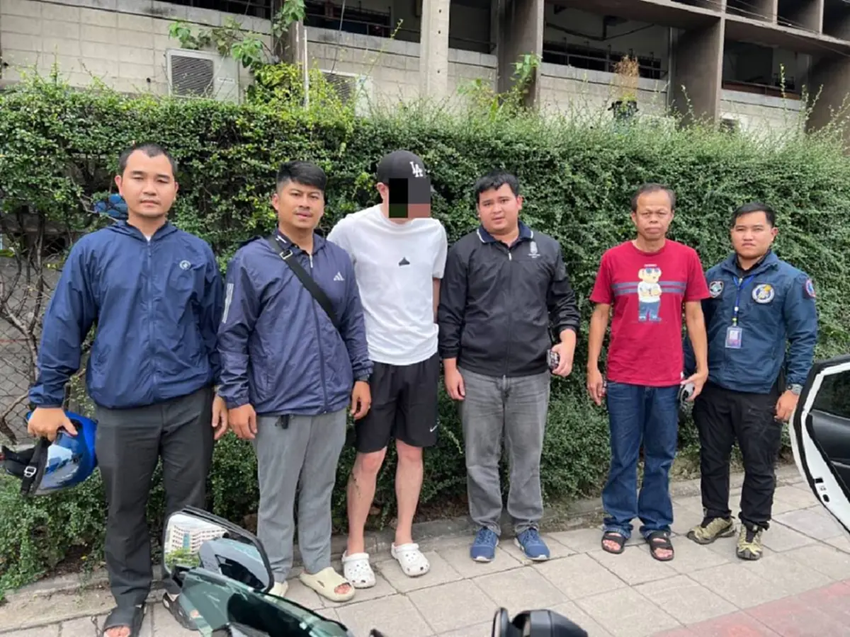 รวบโอปป้า รับจ้างขับรถตะเวนส่ง SMS ปลอม ด้วยเครื่อง False Base Station