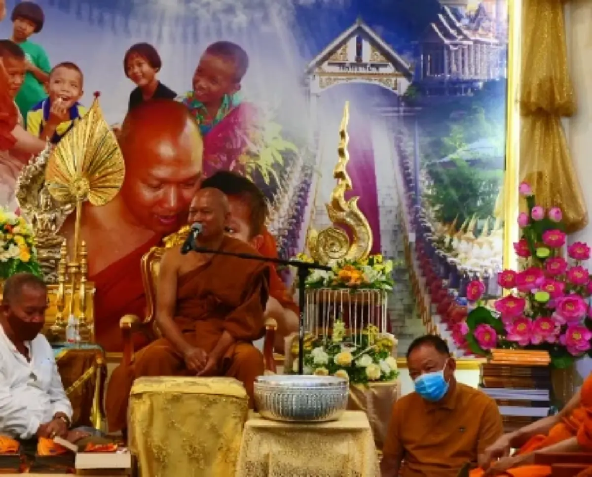 เปิดประวัติ "หลวงพ่ออลงกต" จากนร.นอก สู่ นักบุญวัดพระบาทน้ำพุ