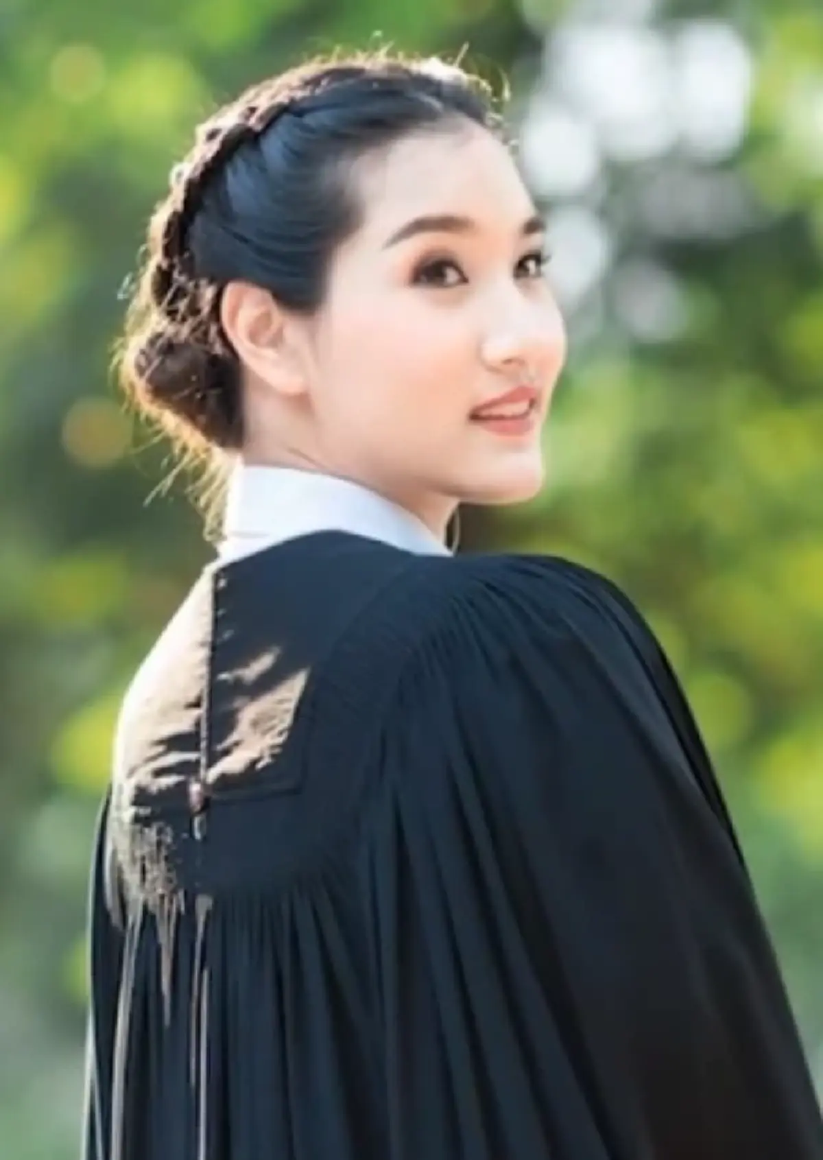 เปิดวาร์ป ผู้หมวดอะตอม ทหารหญิงไทยสุดแกร่ง ชี้นิ้วสั่งทหารเขมร