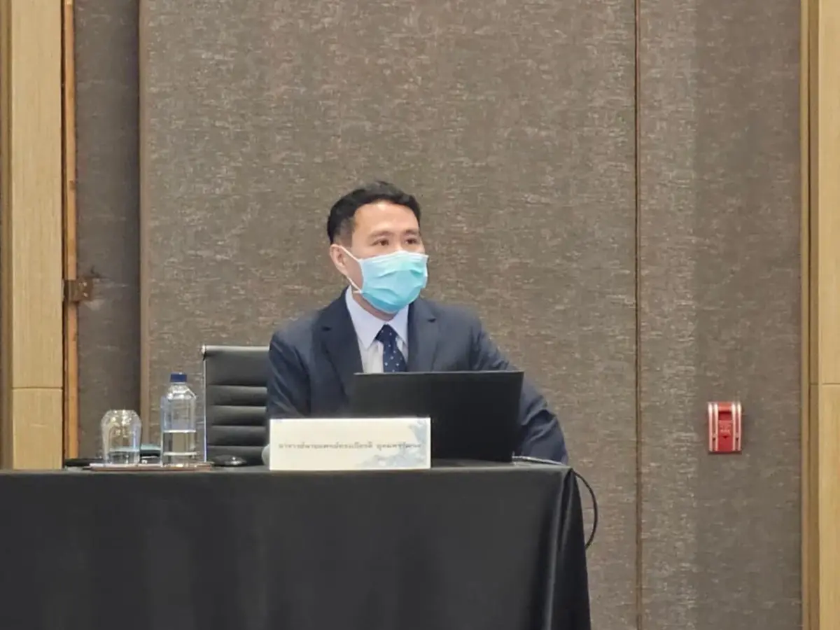 อึ้งสาเหตุ เด็ก ป.1 ปวดหัวเรื้อรัง หมอซักประวัติ ก่อนขอดูไลน์กลุ่ม