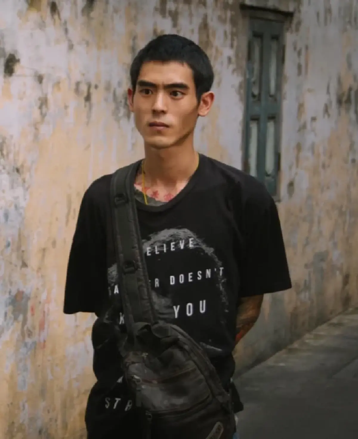 รู้จัก "เบสท์ เอกวัฒน์"  อดีตพระเอก MV "แพ้ทาง" ที่แท้เป็นดาราดัง